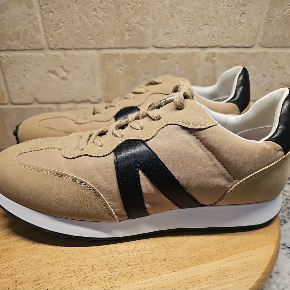 MIA fashion Sneakers Size 9 1/2 Worn Once MINT - Picture 4 of 11
